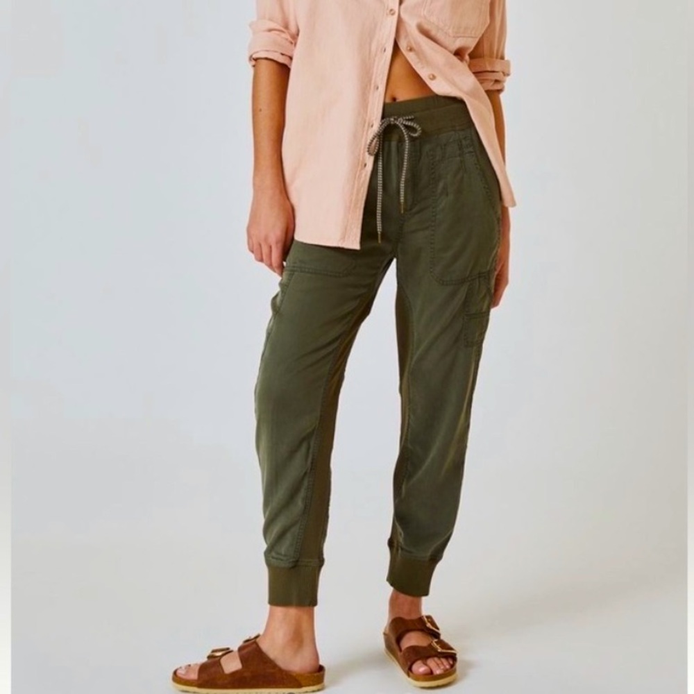 Anthropologie Nomad Olive Moss Green Jogger Pants - Size S